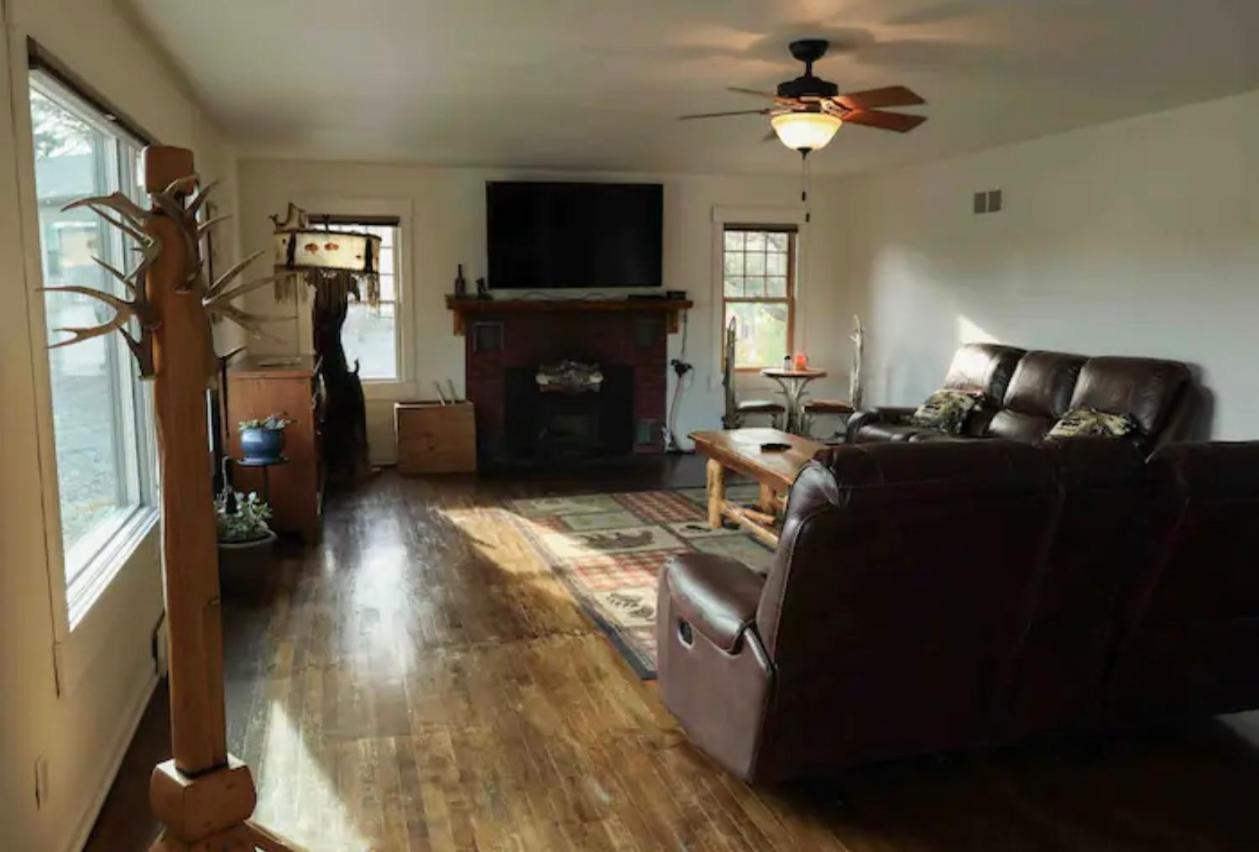 Sportsman Lodge Melrose Mt Butte Εξωτερικό φωτογραφία
